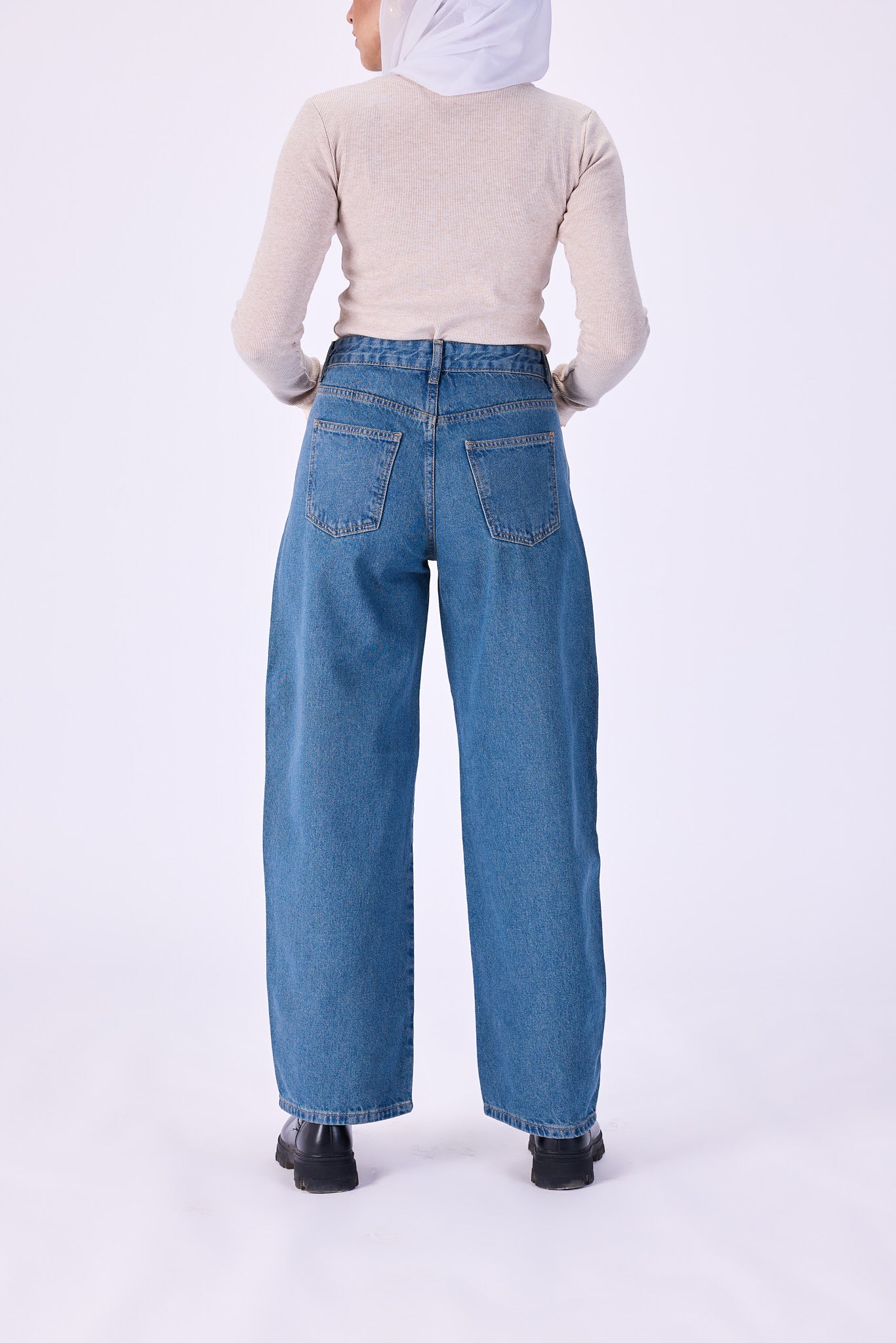 Balloon jeans
