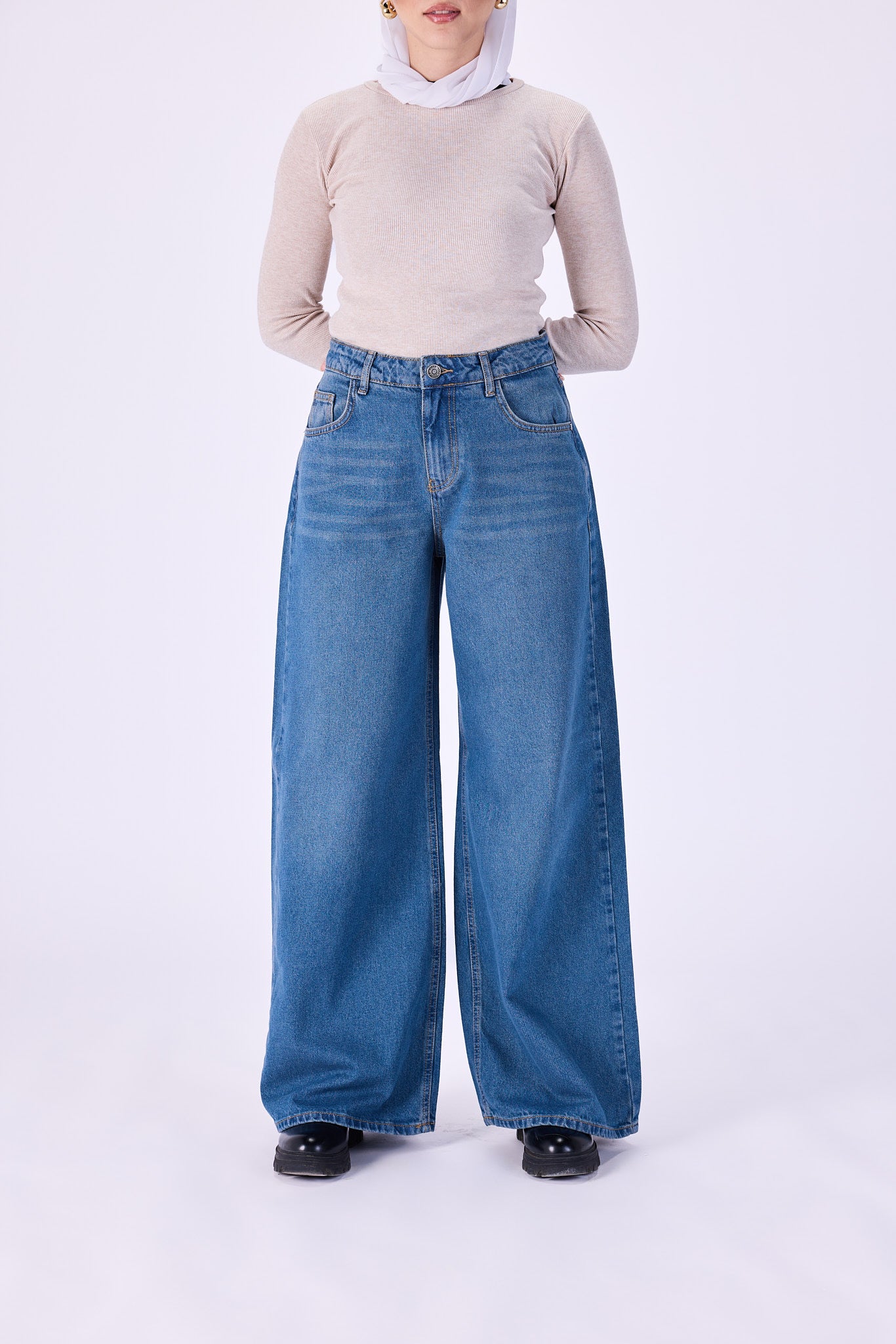 Wide leg jeans
