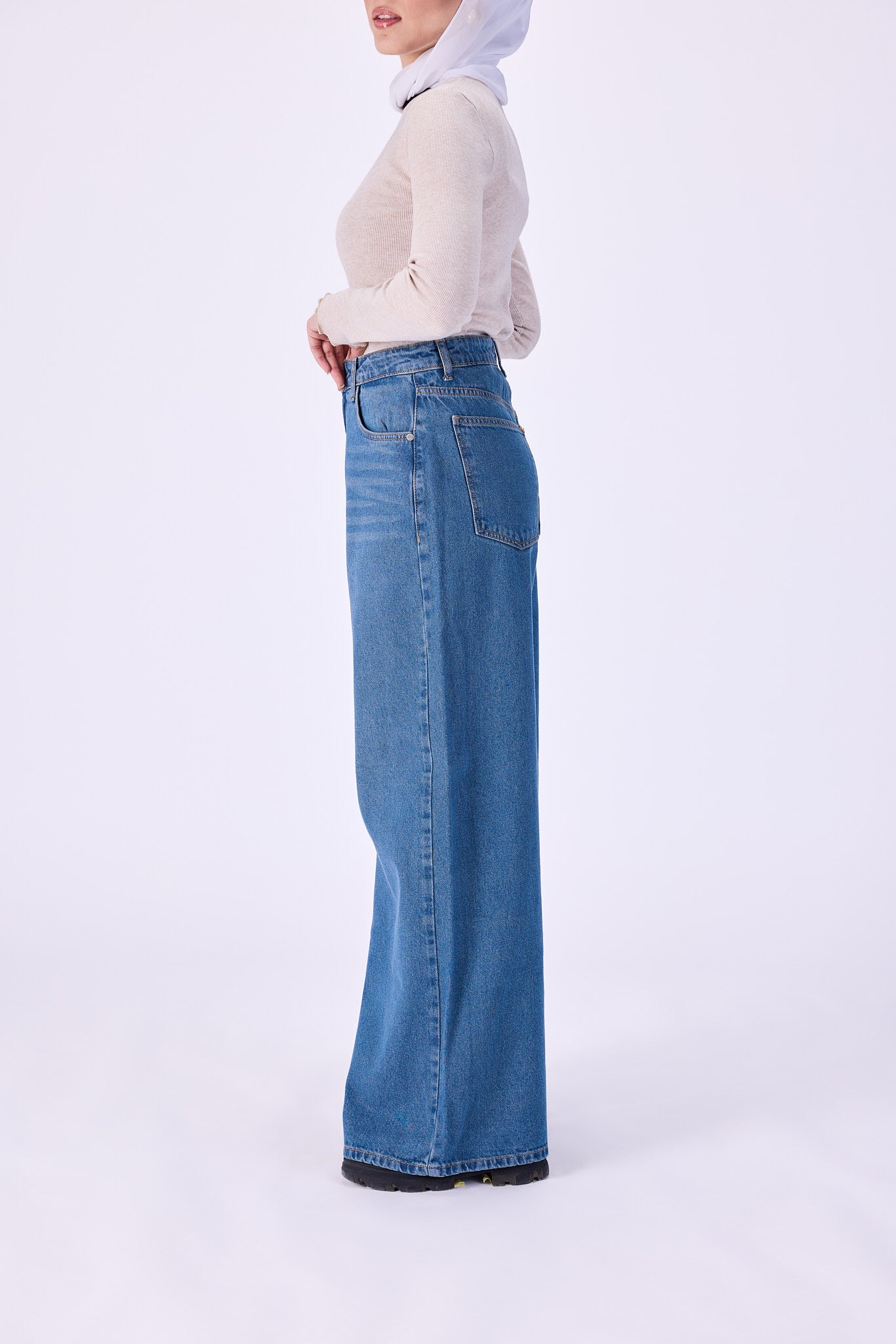 Wide leg jeans