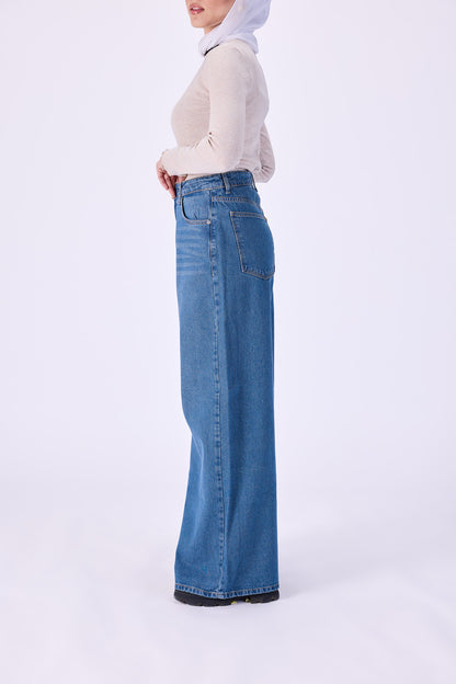 Wide leg jeans
