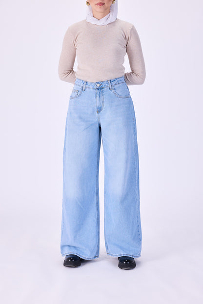 Wide leg jeans